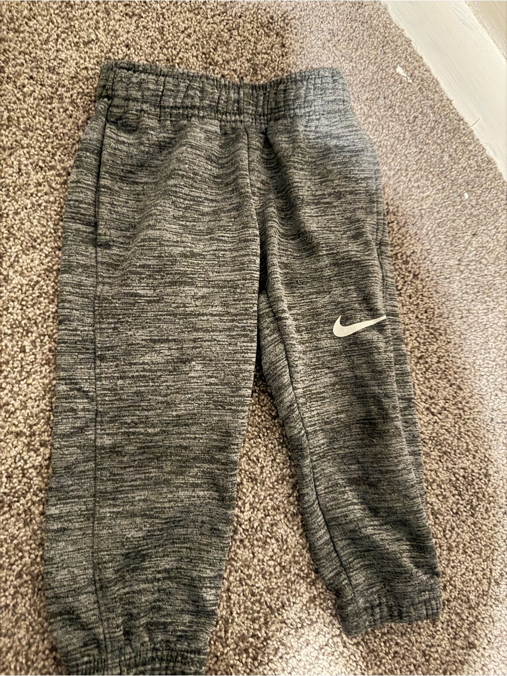 Nike Kids Gray Marled Jogger Sweatpants with White Swoosh